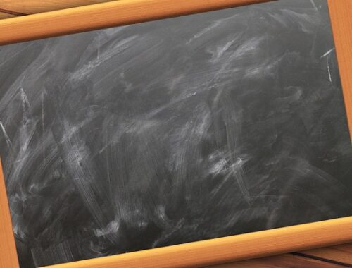 Digital skoleplatform i praksis for merkantile uddannelser